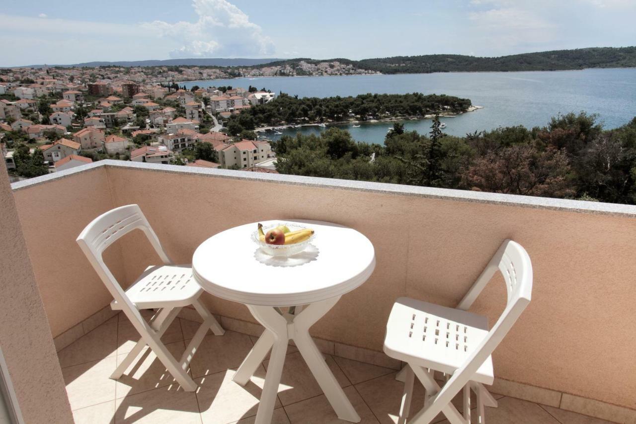 Appartement Mia à Trogir Extérieur photo